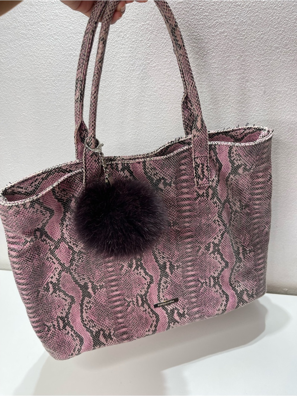 BCBG Maxazria Tote Bag Fuax Snake Print back pockets lilac